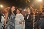 Kajol, Tanuja, Tanisha Mukherjee at Filmfare Awards Red Carpet 2014 on 24th Jan 2014